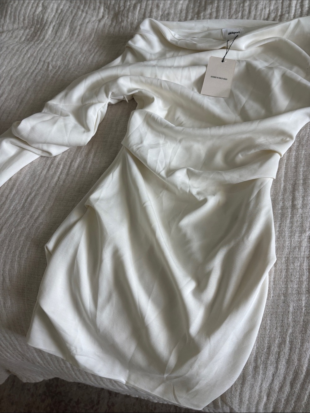 OldSport Women's White Mini Dress - Elegant Long-Sleeve - Picture 4 of 4